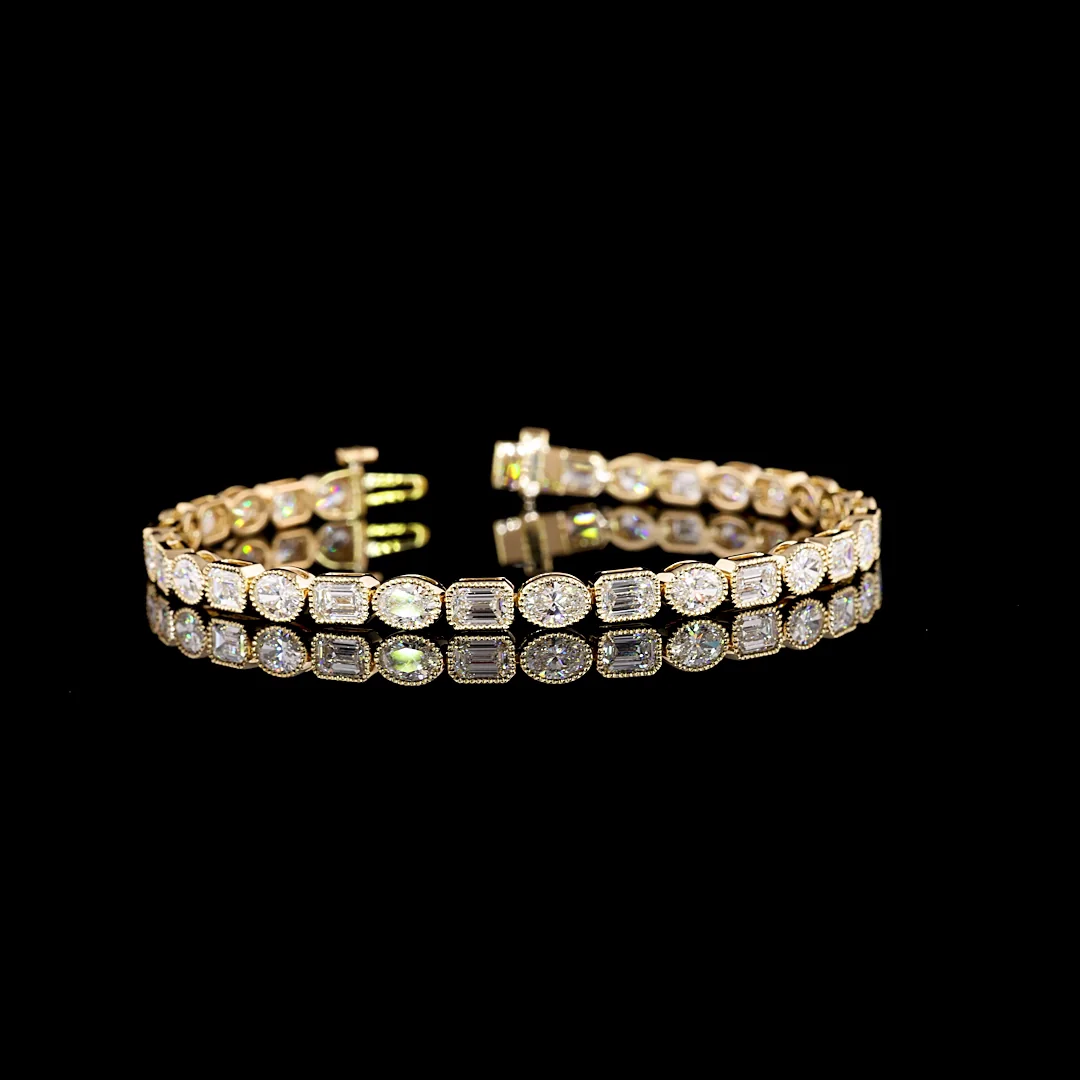 7.8 Cts 18k Yellow Gold Mix Shape Tennis Bracelet - Video