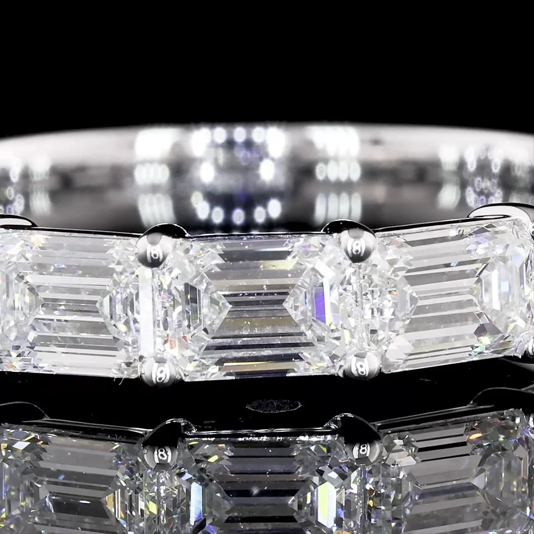 4.05 Cts 14k White Gold Emerald Shape Half Eternity Eternity Band - Image 3