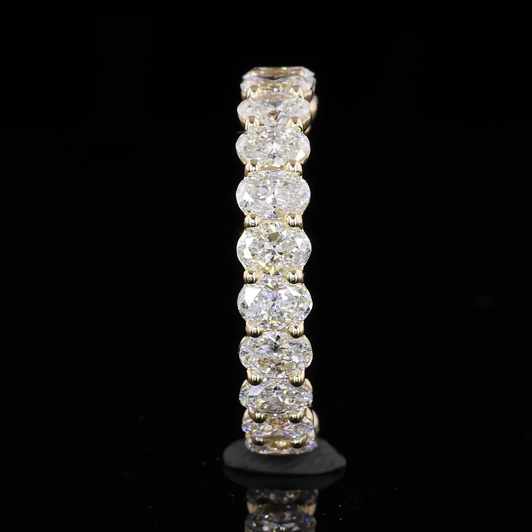 1.53 Cts 14k Yellow Gold Oval Shape Half Eternity Eternity Band - Image 3
