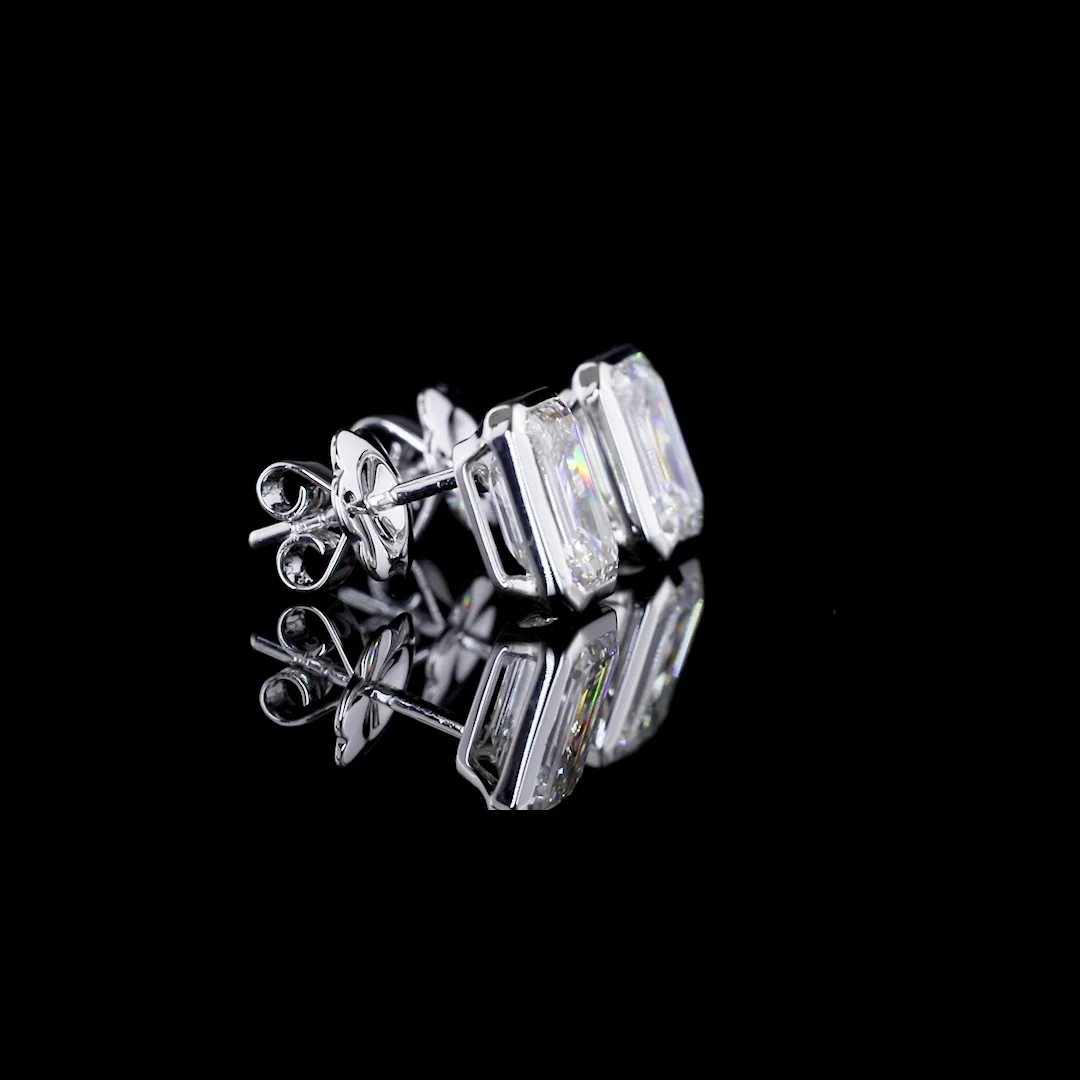 4.09 Cts 14k White Gold Emerald Shape Studs Earring - Image 2