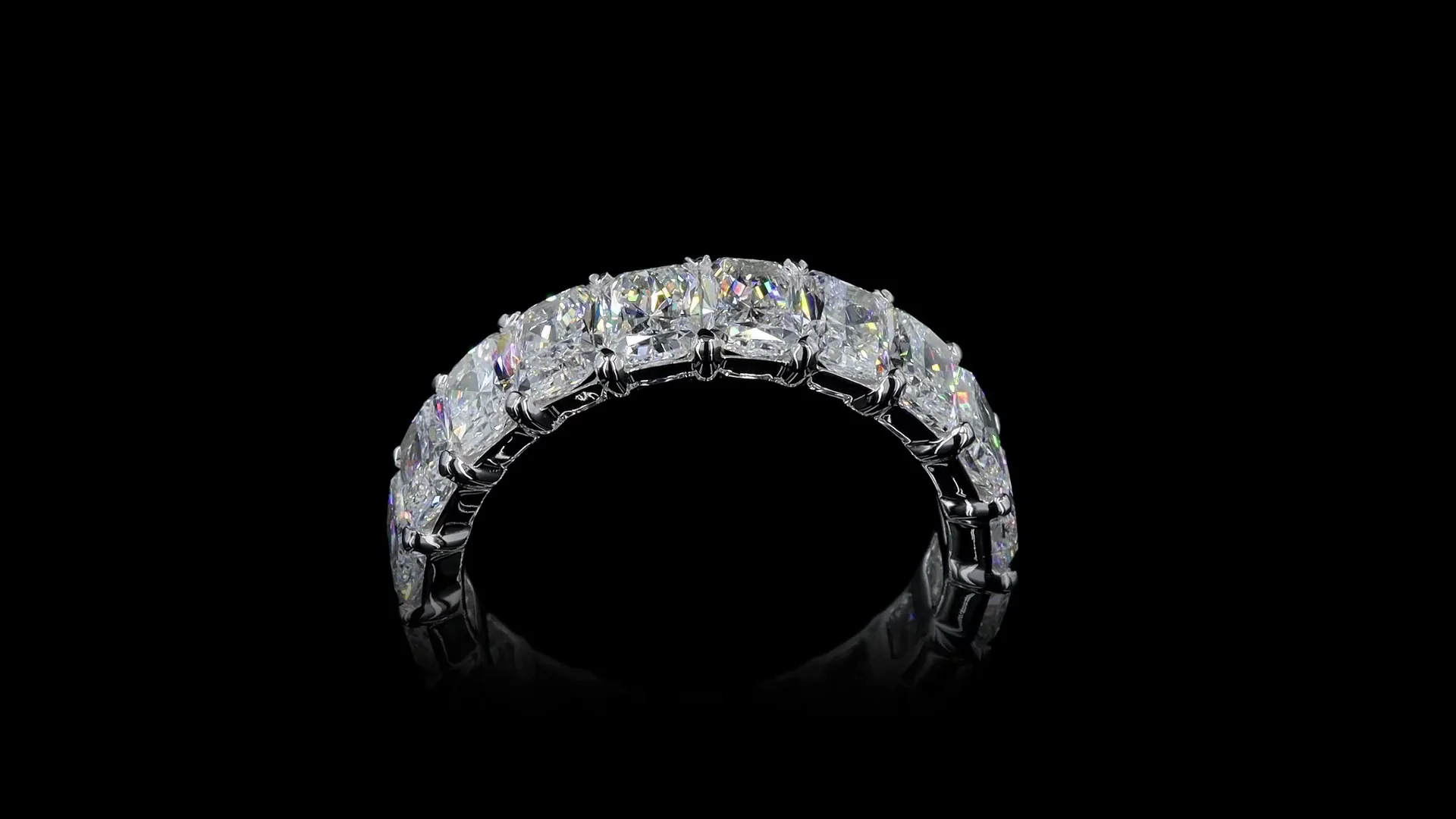 8.94 Cts 18k White Gold Radiant Shape Eternity Band Eternity Band - Image 2