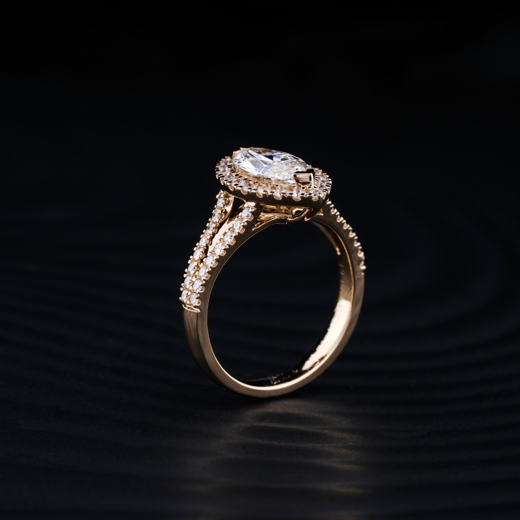 3.81 Cts 14k Yellow Gold Marquise Shape Split Shank Ring - Image 3