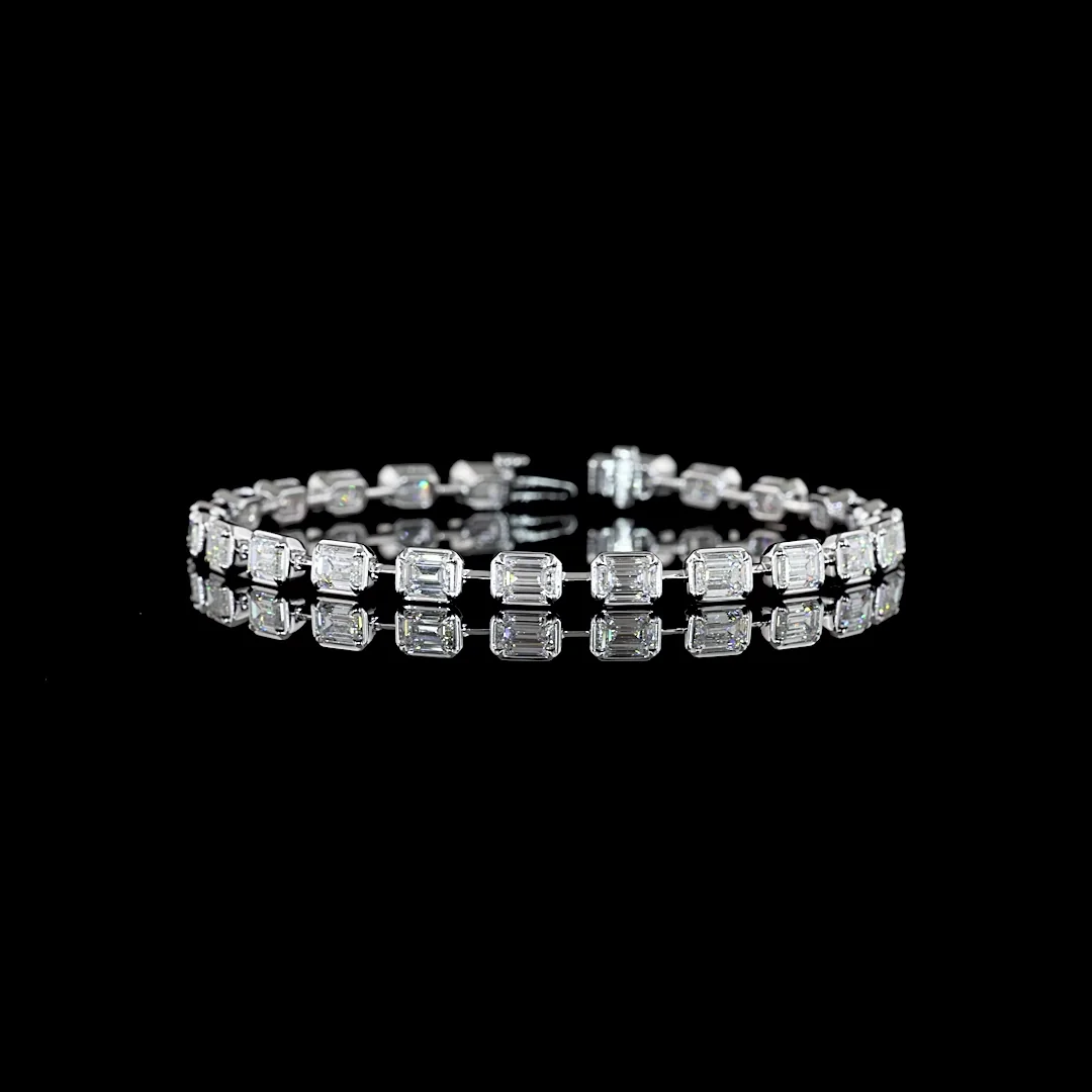 7.31 Cts 14k White Gold Emerald Shape Station Bracelet