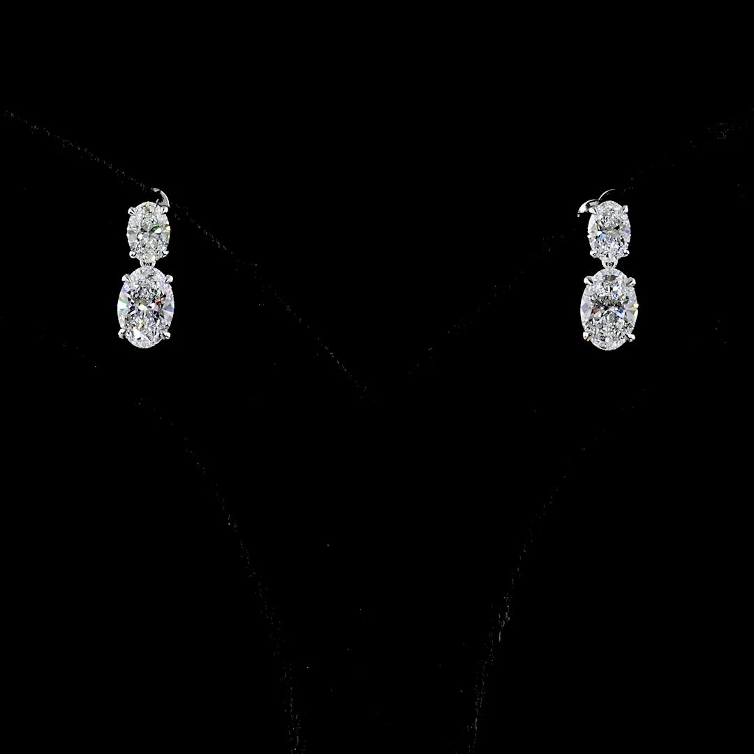 2.12 Cts 14k White Gold Oval Shape Hanging Earring