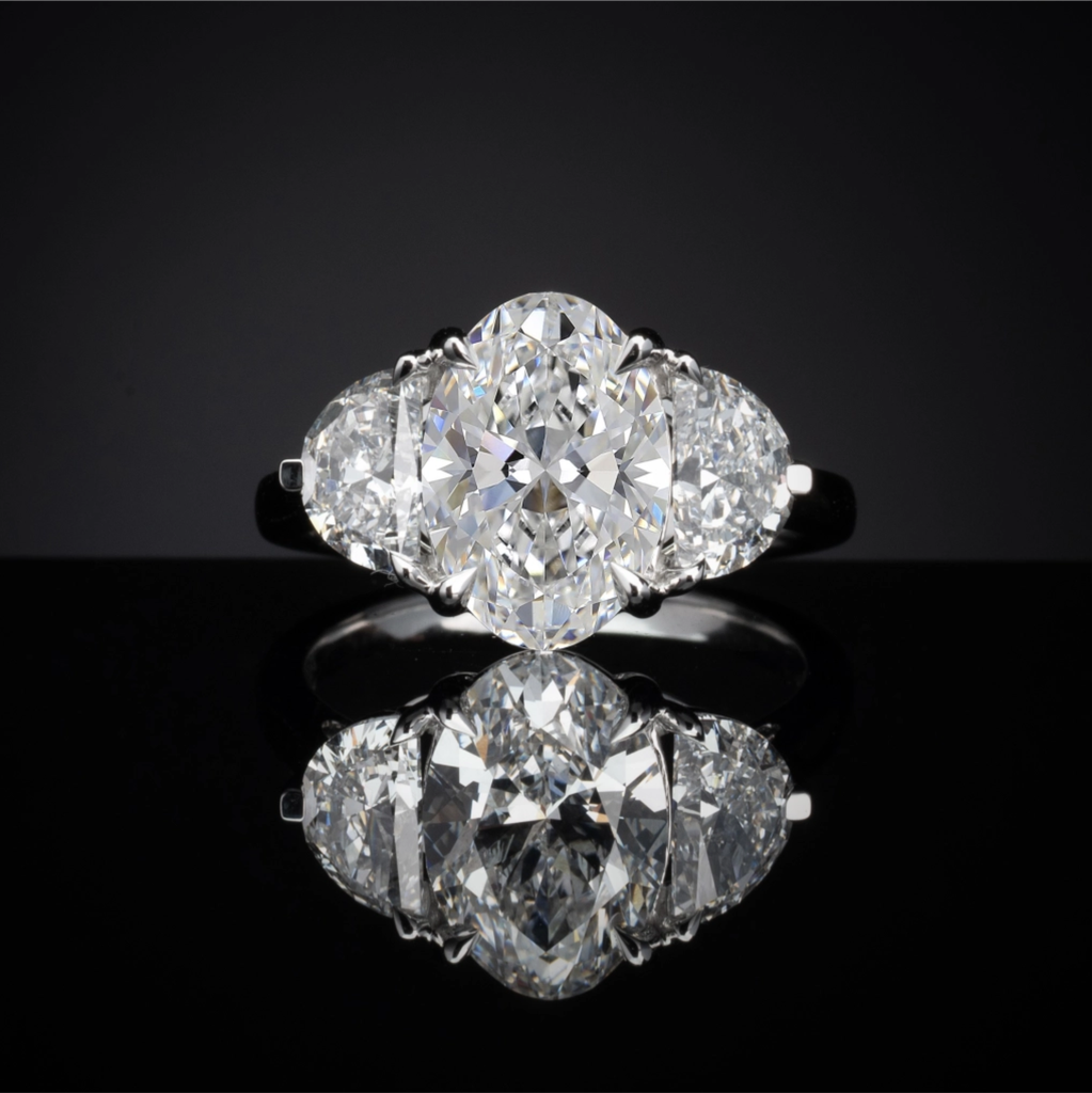 2.12 Cts 14k White Gold Oval Shape 3 Stones Ring