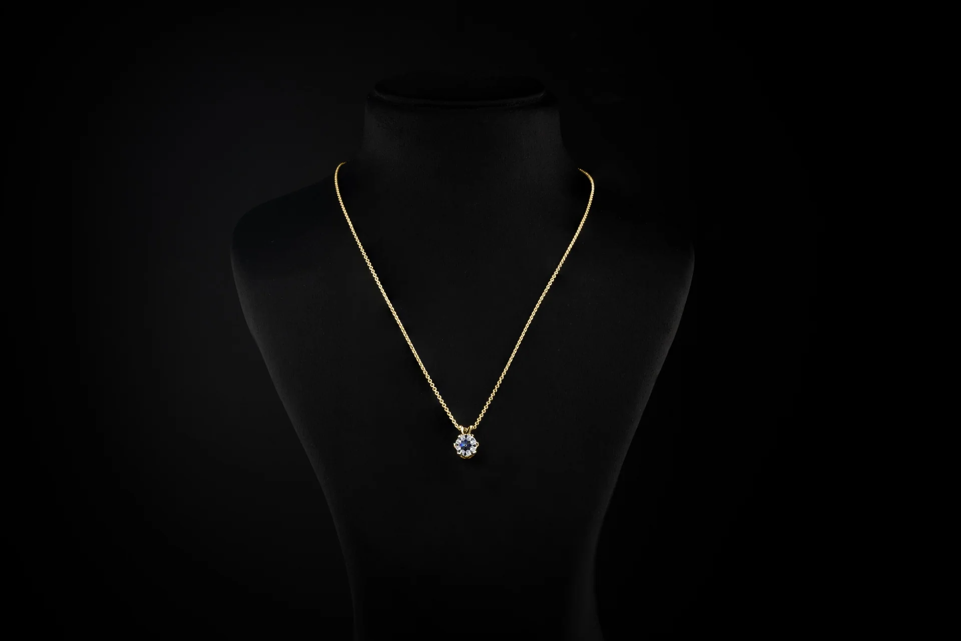 1.54 Cts 14k Yellow Gold Old European Brilliant Shape Solitaire Pendant