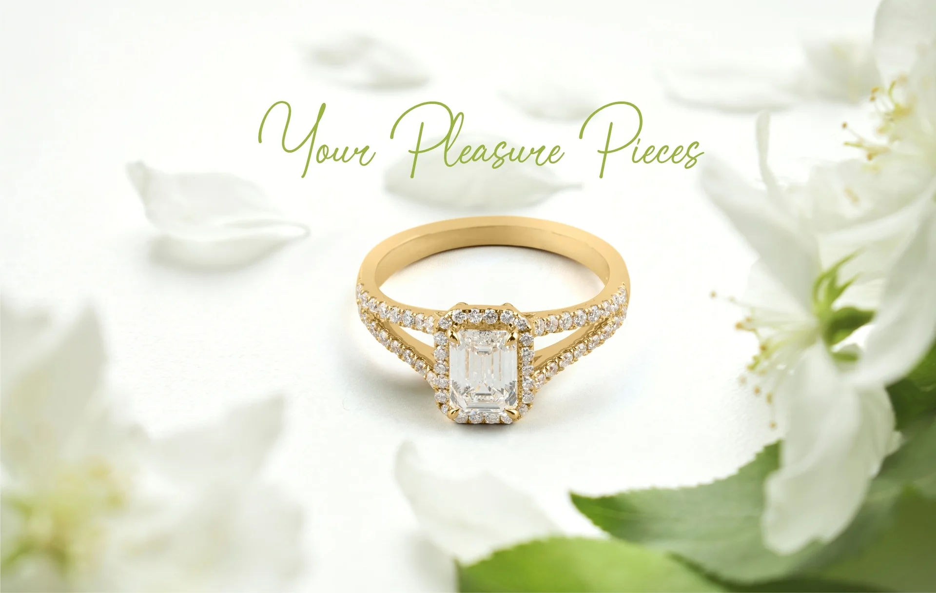 1.38 Cts 14k Yellow Gold Emerald Shape Split Shank Ring