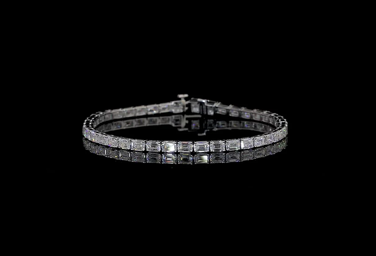 5.47 Cts 14k White Gold Emerald Shape Tennis Bracelet