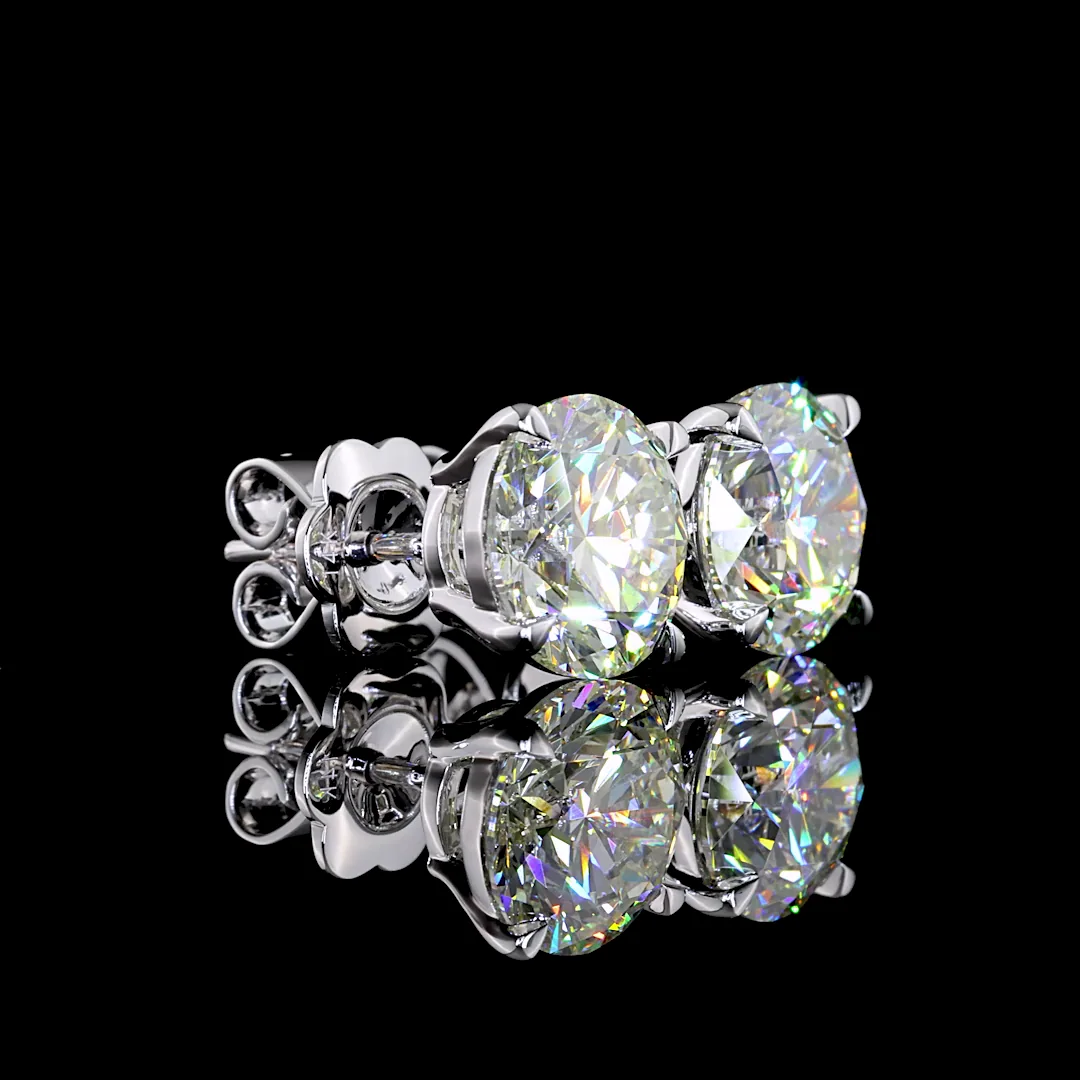 4.7 Cts 14k White Gold Round Shape Studs Earring