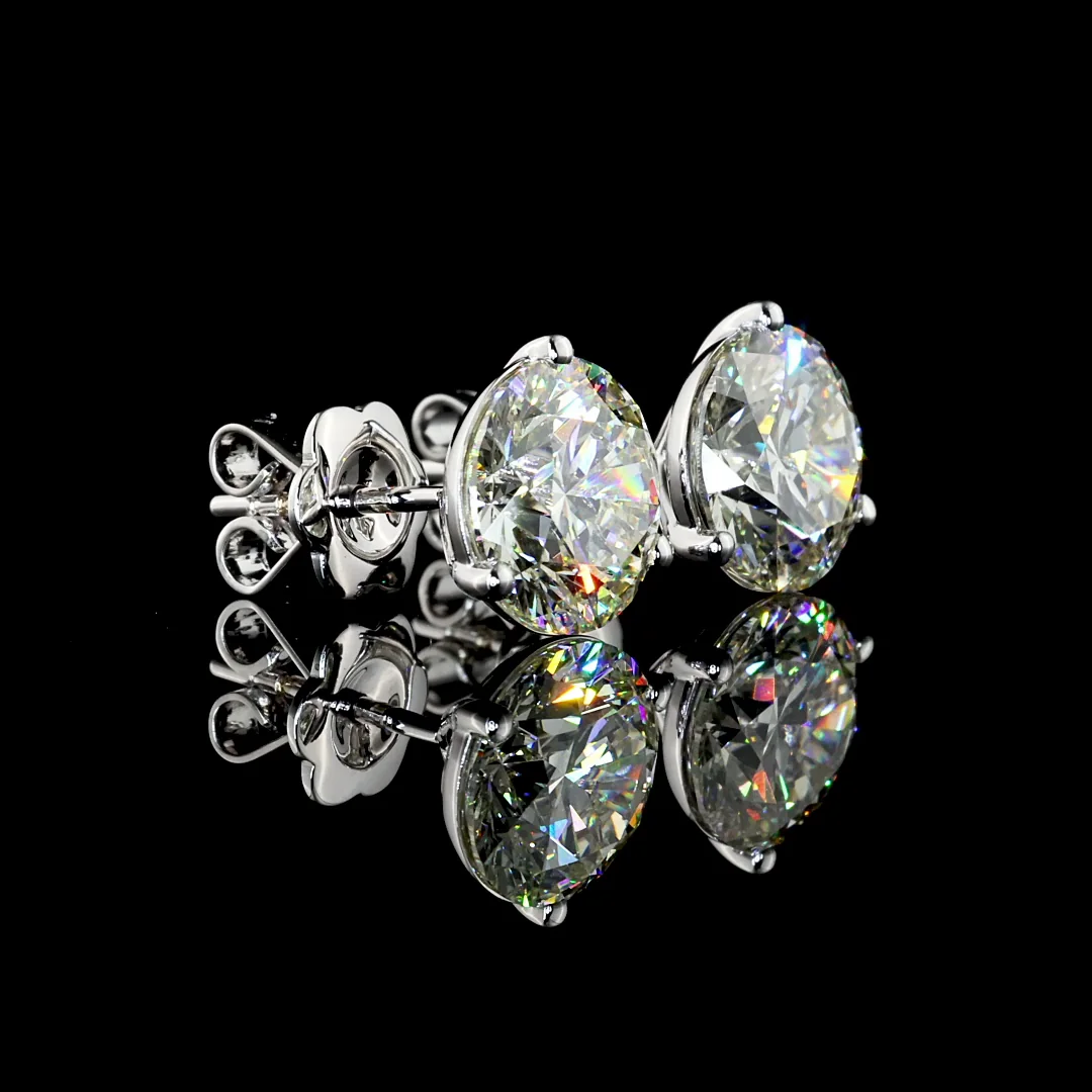 2.86 Cts 14k White Gold Round Shape Martini Earring