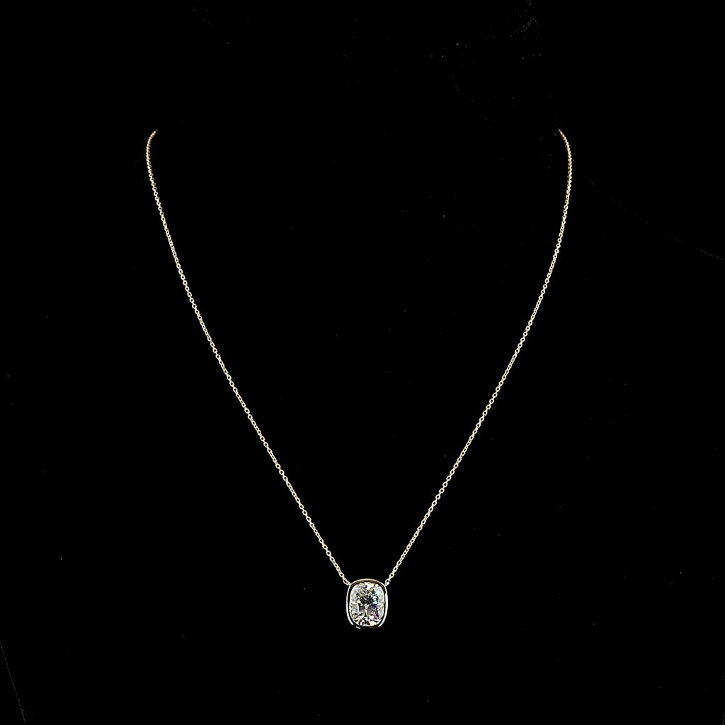 2.15 Cts 14k Yellow Gold Cushion Modified Shape Solitaire Pendant