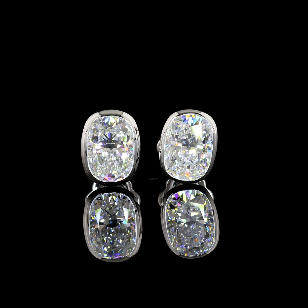 3.23 Cts 14k White Gold Cushion Brilliant Shape Studs Earring