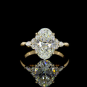 3.35 Cts 14k Yellow Gold Oval Shape Split Shank Ring