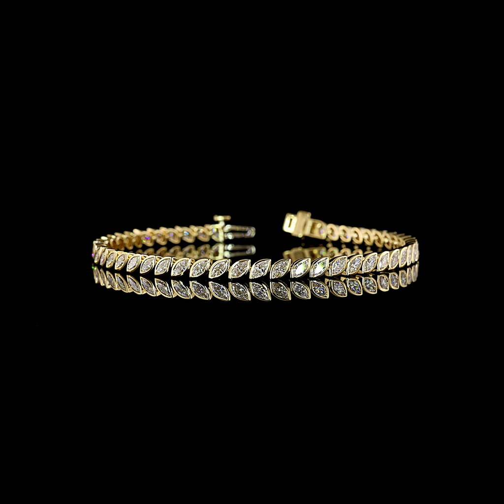 2.94 Cts 14k Yellow Gold Marquise Shape Tennis Bracelet