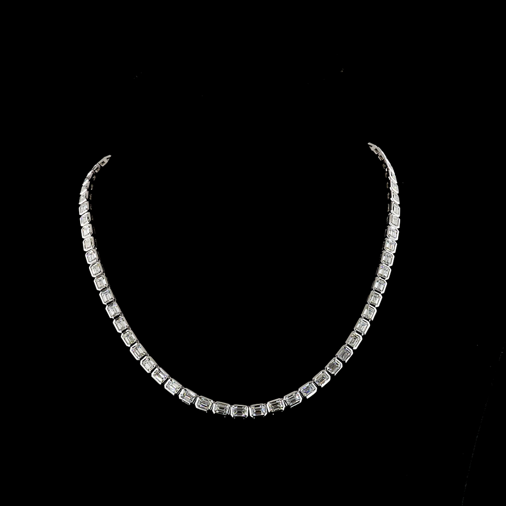 22 Cts 14k White Gold Emerald Shape Tennis Necklace