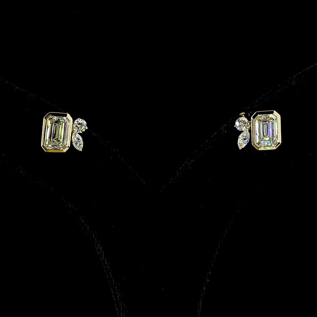 2.45 Cts 14k Yellow Gold Emerald Shape Studs Earring