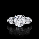 0 Cts Platinum Shape 3 Stones Ring