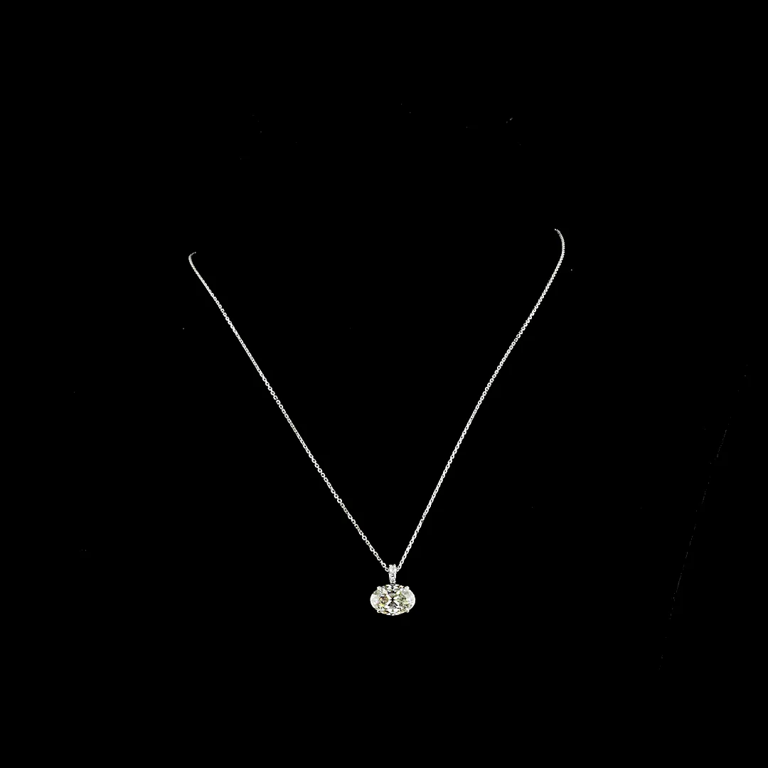 3.81 Cts 14k White Gold Antique Oval Shape Pendant Pendant