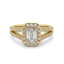 9.06 Cts 14k Yellow Gold Emerald Shape Split Shank Ring