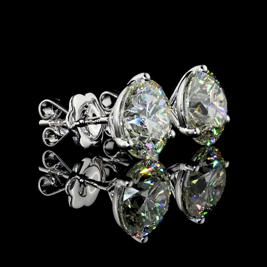 5.66 Cts 14k White Gold Round Shape Martini Earring