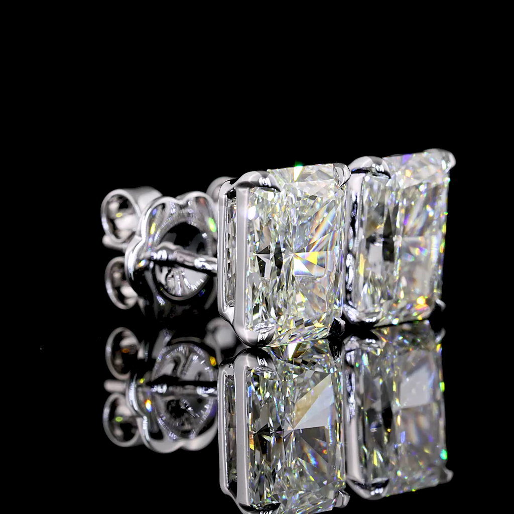 3.72 Cts 14k White Gold Radiant Shape Studs Earring