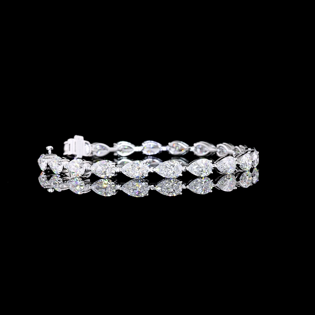 13.61 Cts 14k White Gold Pear Shape Tennis Bracelet