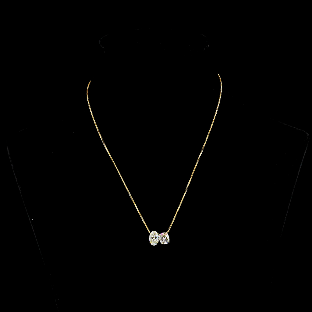 3.03 Cts 14k Yellow Gold Oval Shape Pendant Pendant