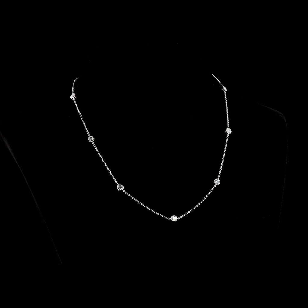 2.05 Cts 18k White Gold Round Shape Station Necklace