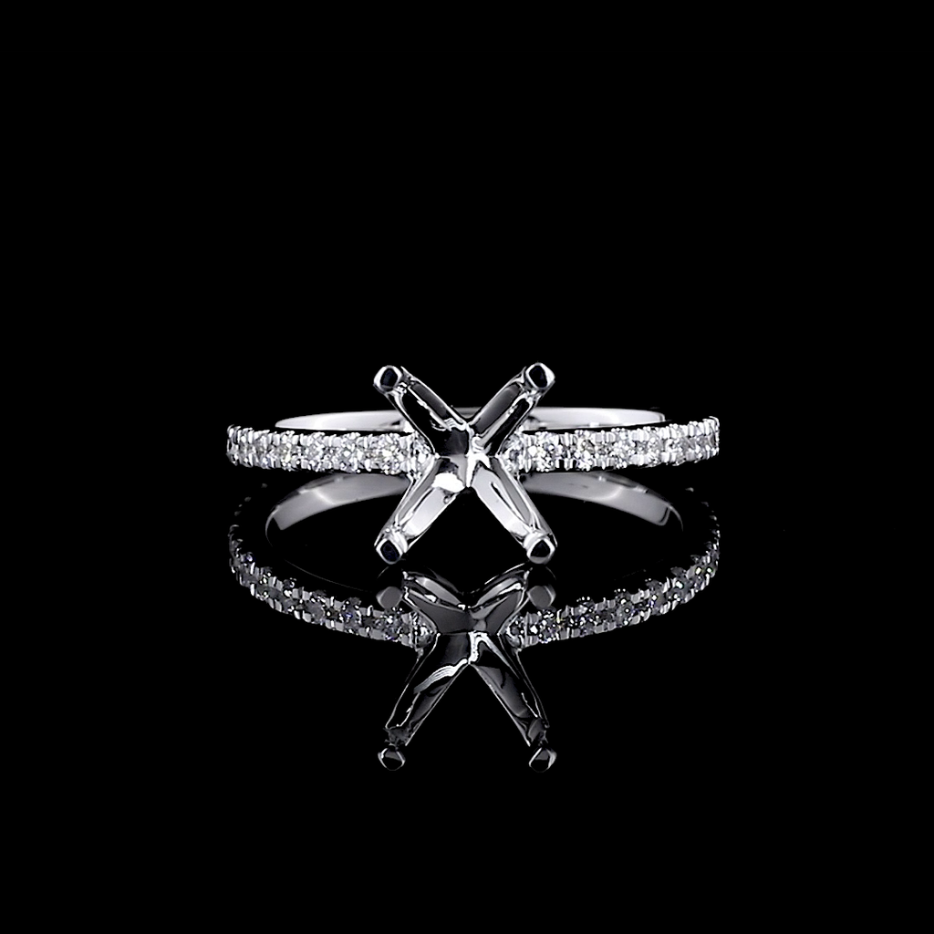 1.94 Cts 18k White Gold Round Shape Solitaire Diamond Shank Ring