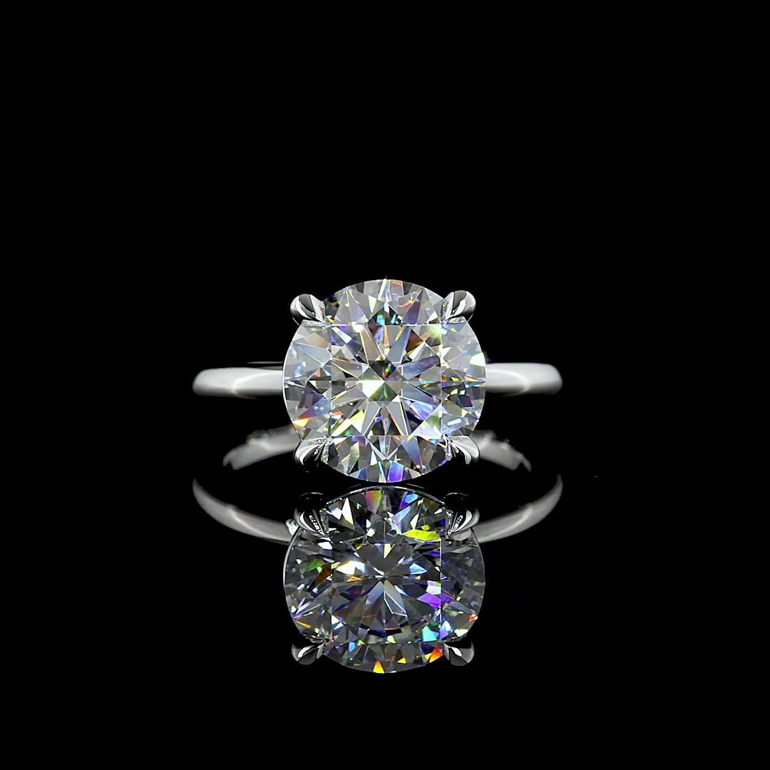 4.25 Cts Platinum Round Shape Solitaire Ring