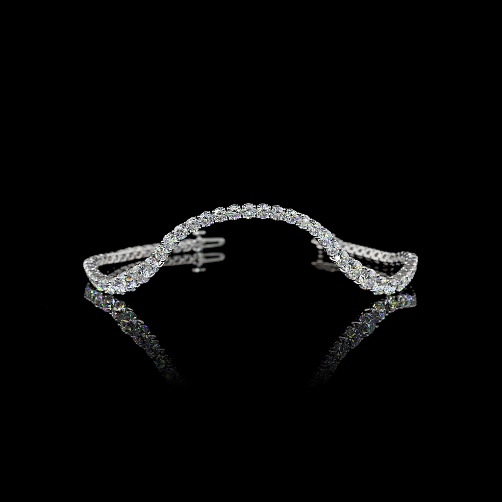 8.48 Cts 14k White Gold Round Shape Special Bracelet