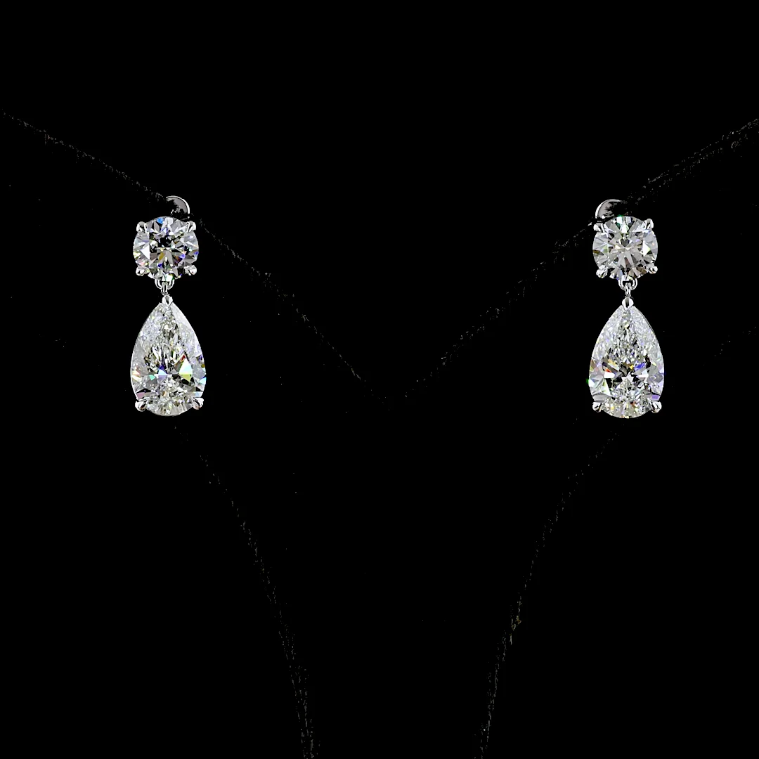 4.94 Cts 14k White Gold Pear Shape Hanging Earring