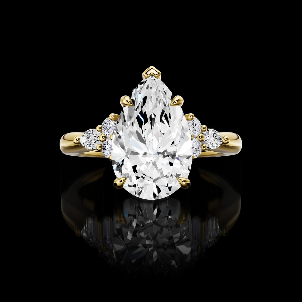 2.6 Cts 14k Yellow Gold Pear Shape Special Ring