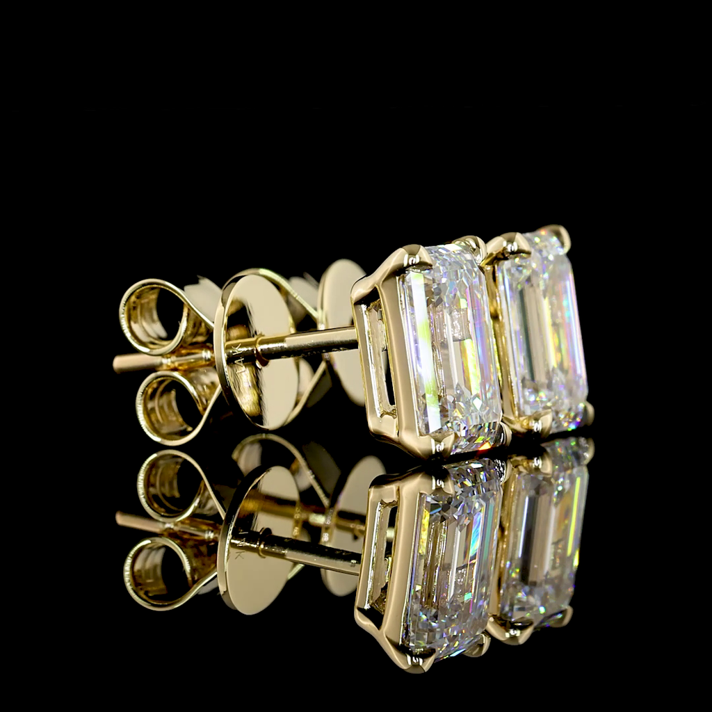 2.03 Cts 14k Yellow Gold Emerald Shape Martini Earring